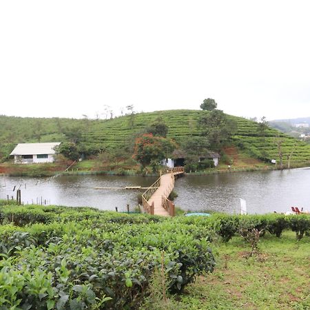 Vagamon Lake Palace Hostel Exterior photo